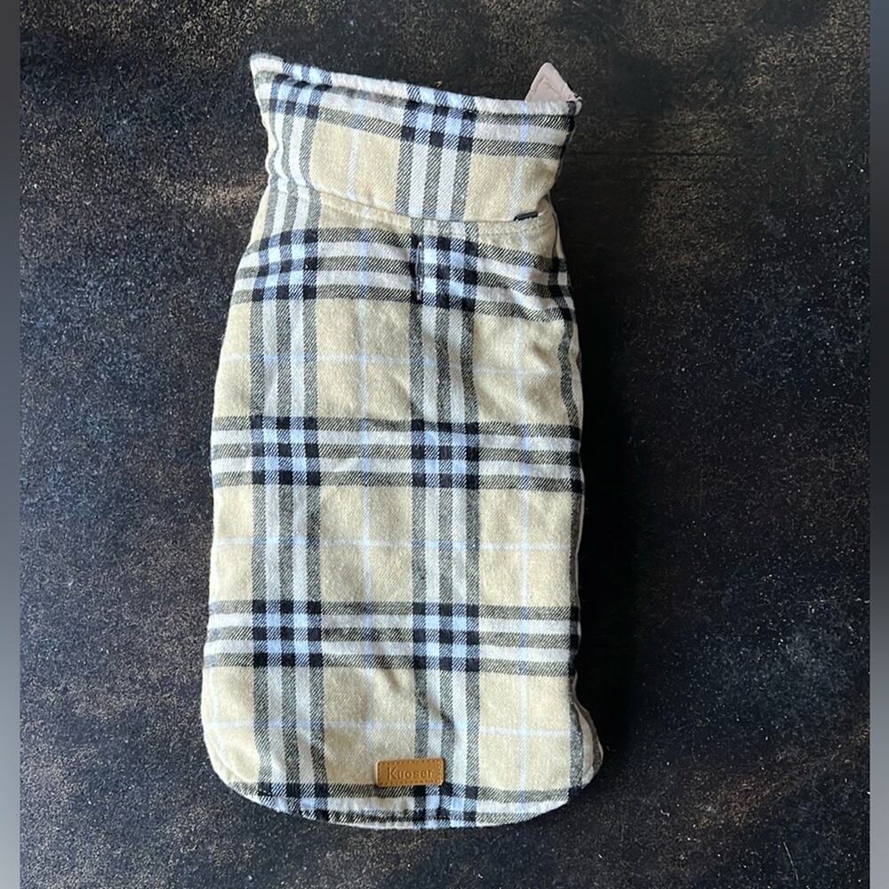 NWT Kuoser Tan and Black Plaid Dog Jacket - size Medium